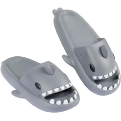 Discount Gifi Claquette plastique requin noir T36 à 45