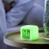 Réveil cube LED multicolore à piles 7,8x7,8x7,8cm*Gifi Sale