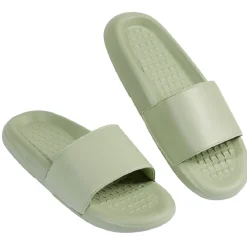 Outlet Gifi Sandales claquettes plastique vert uni T42/43