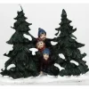 Gifi Sapins et personnages village de Noël